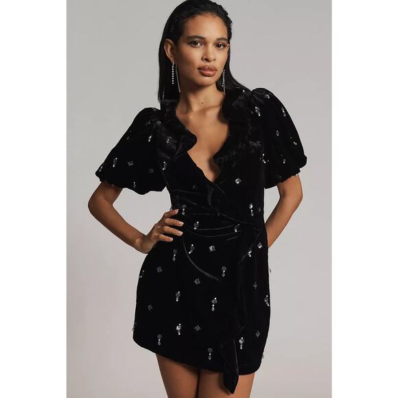 Anthropologie Dresses & Skirts - NWT Anthropologie Maeve Short-Sleeve Embellished Velvet Mini Dress $228 SIZE 6